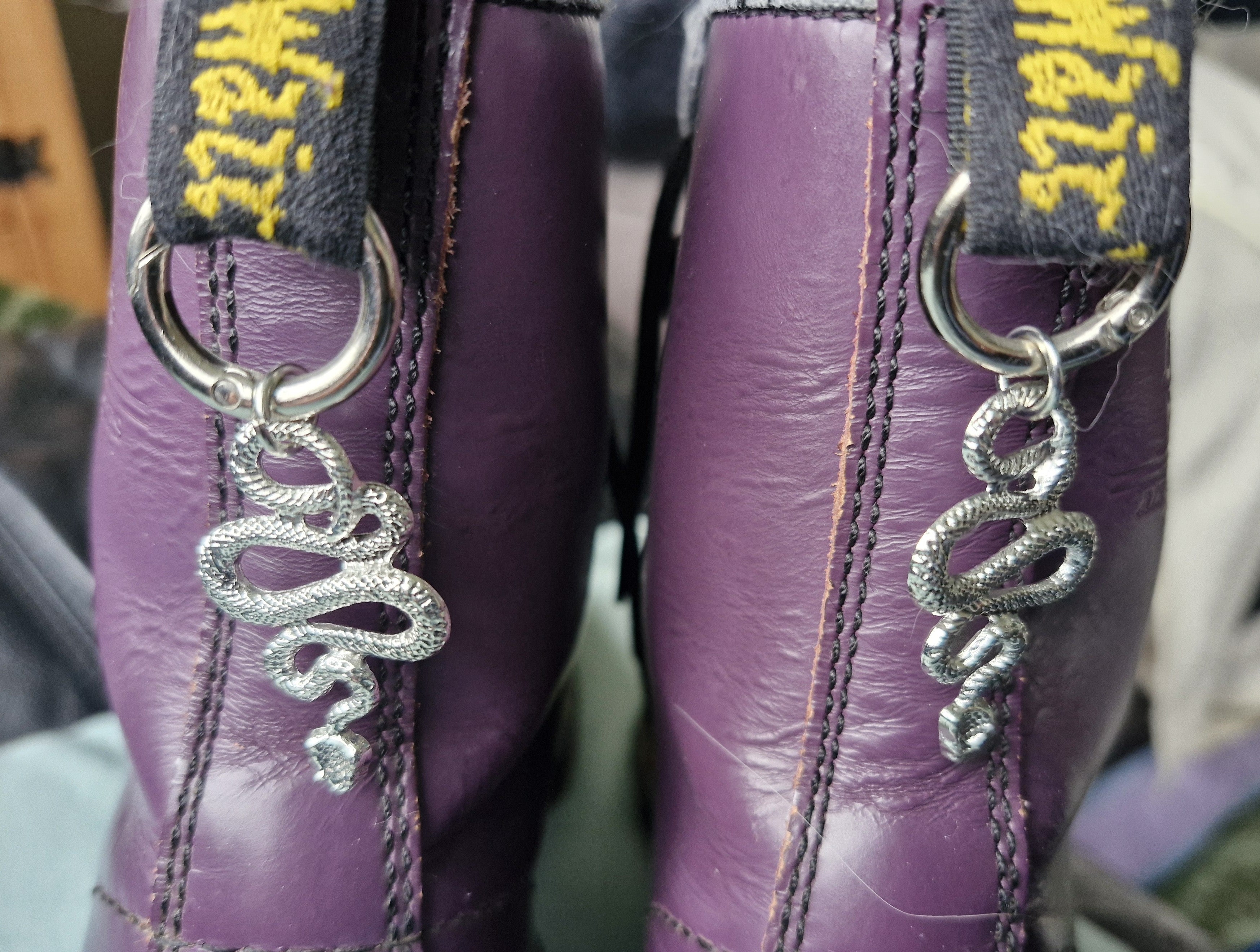 Snake charm pendants for boots
