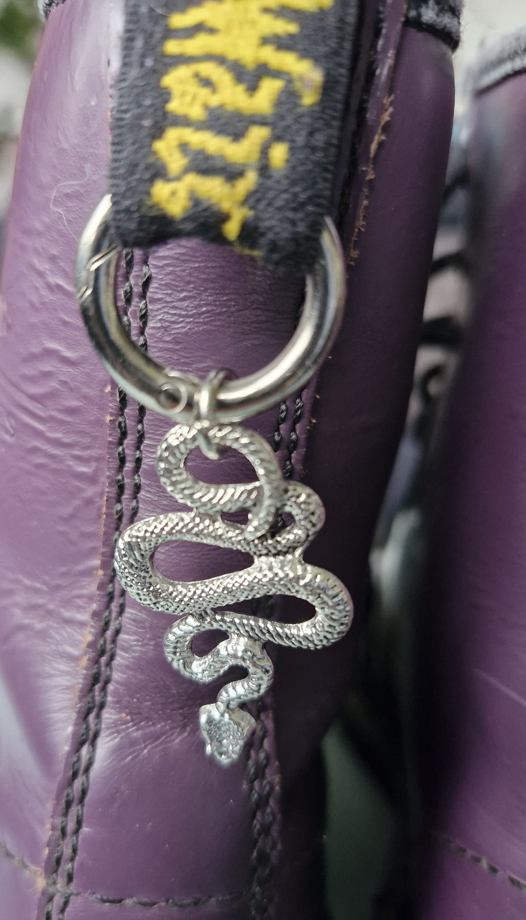 Snake charm pendants for boots