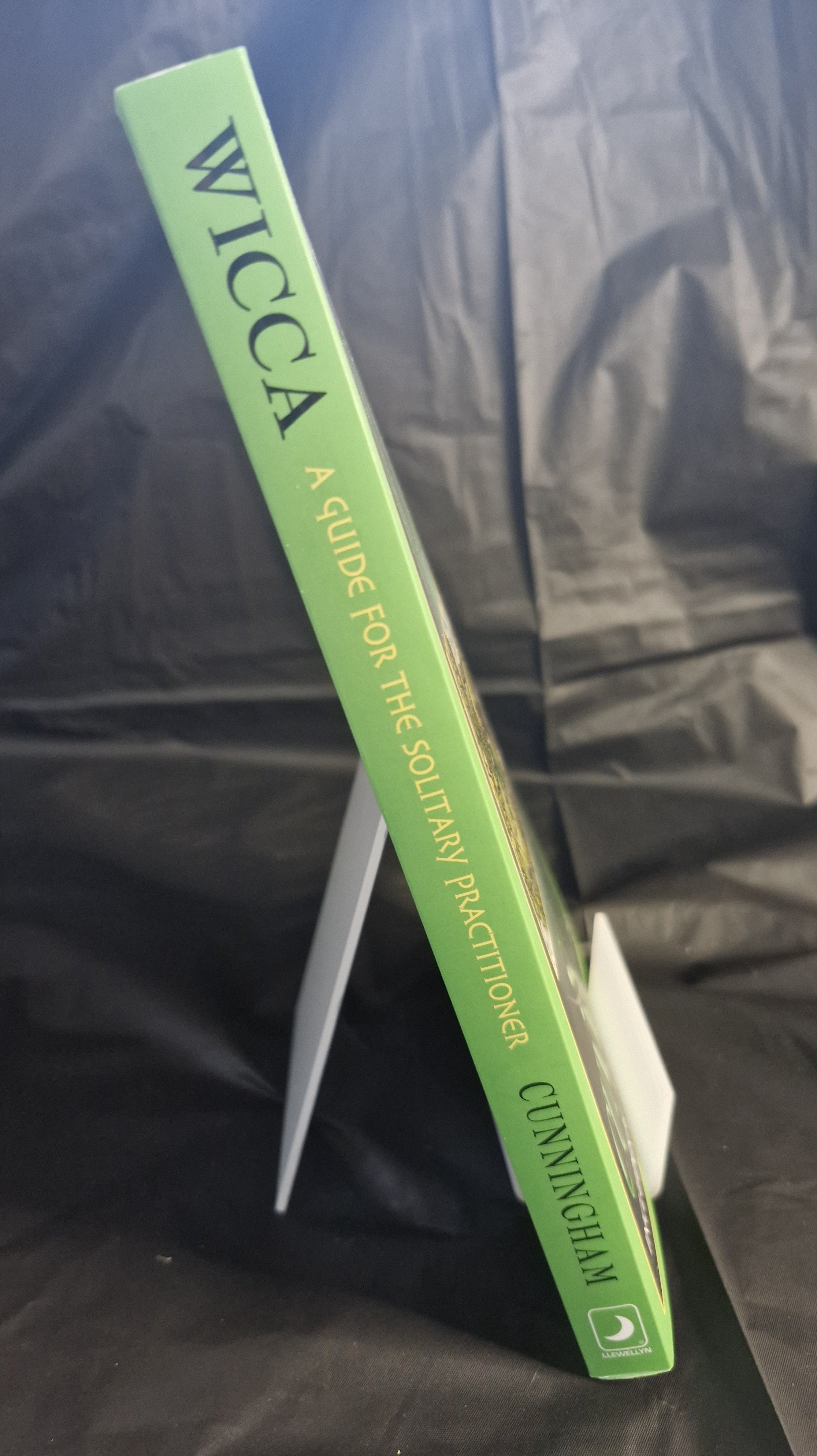 New - Wicca: A Guide for the Solitary Practitioner