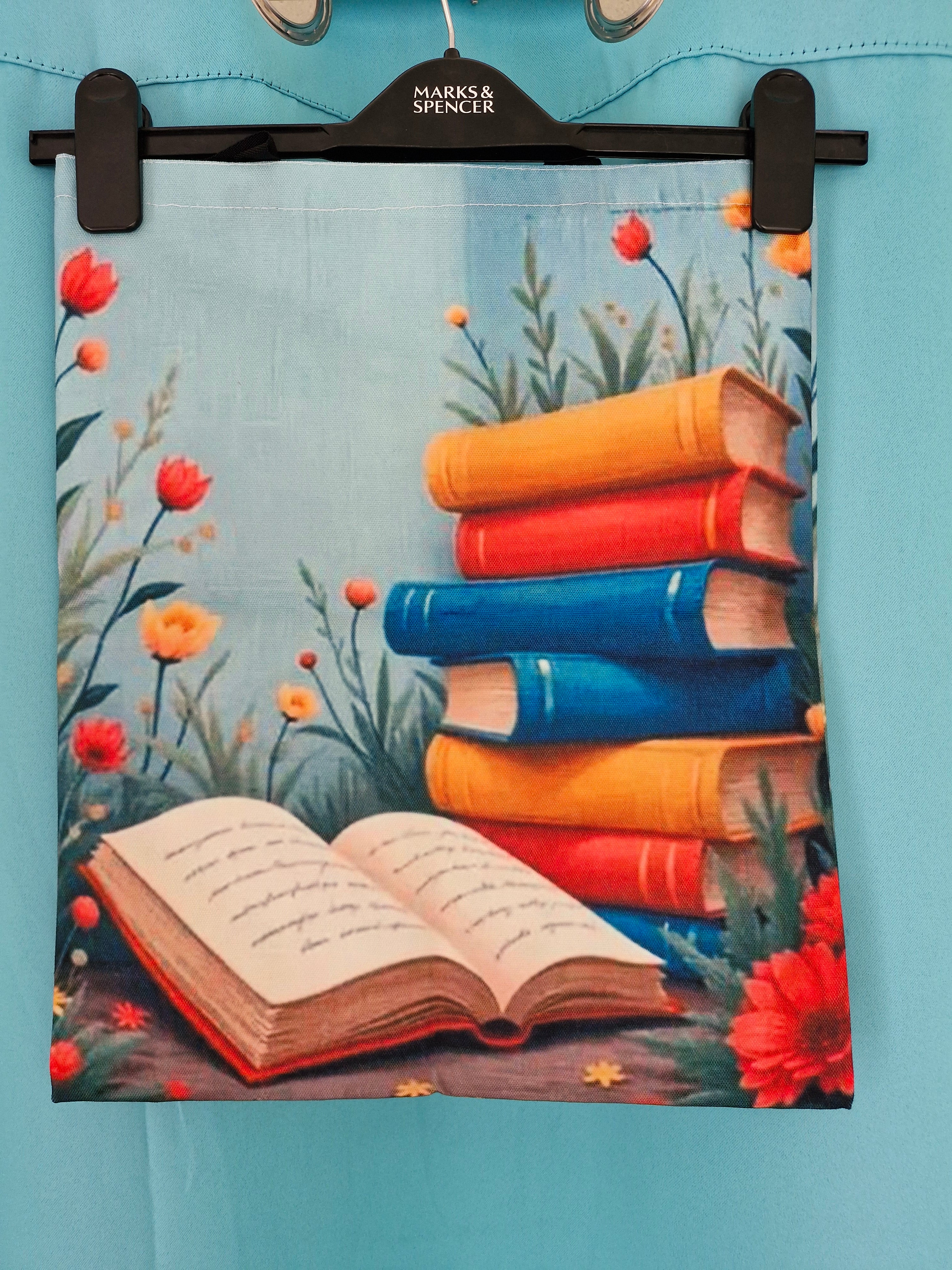 Book shopper bag.